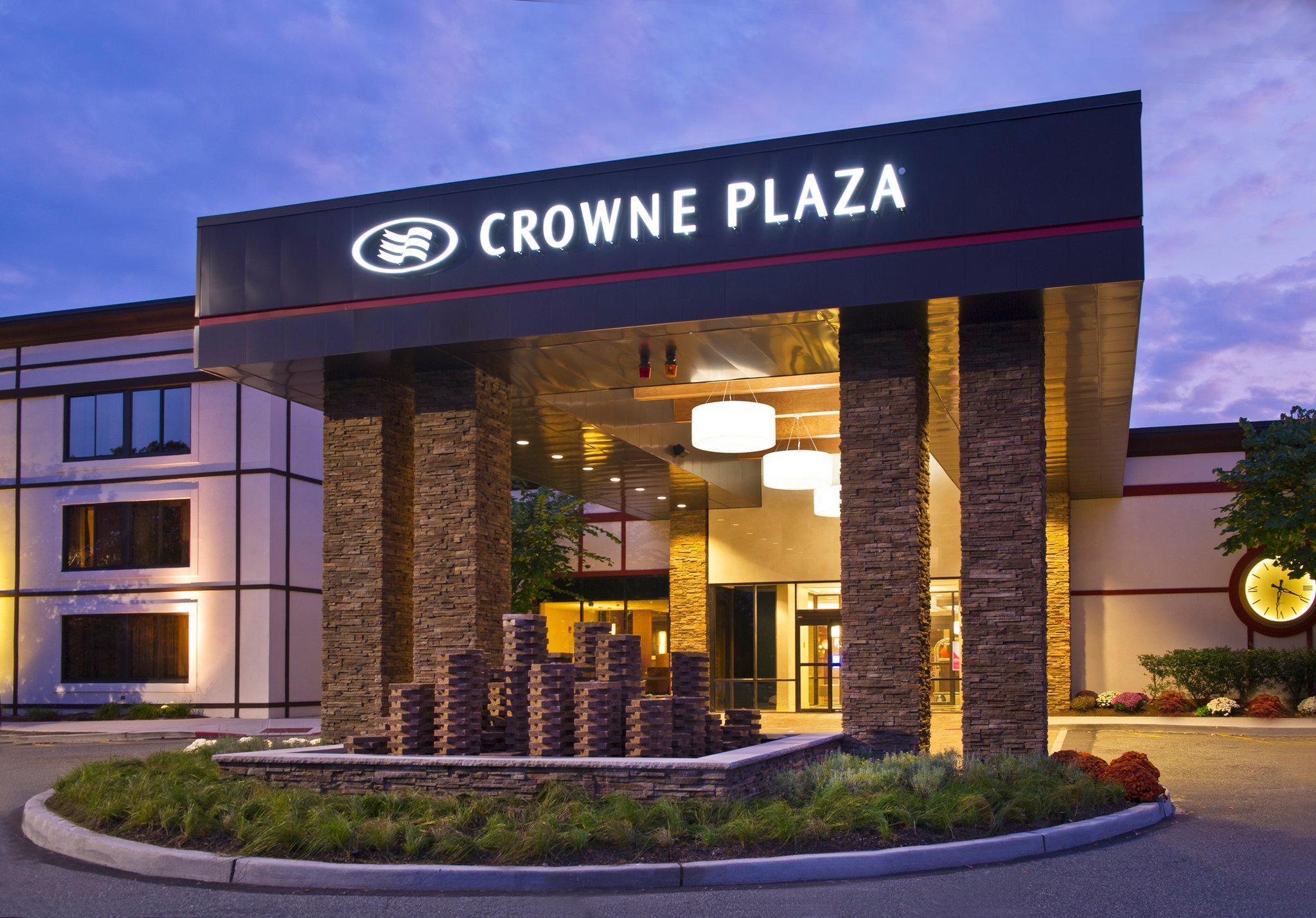 Crowne Plaza Suffern-Mahwah, An Ihg Hotel Exterior foto